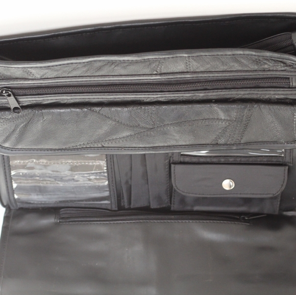 Vintage Black Leather Multi-Pocket Messenger Bag- Pre-owned - Picture 8 of 15